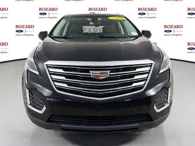 Used 2019 Cadillac XT5 Premium Luxury FWD image 2