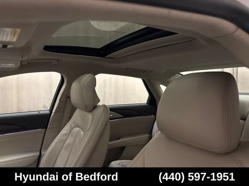 Used 2018 Lincoln MKZ Select w/ Select Plus Package AWD/4WD image 26