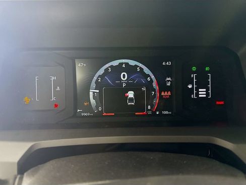 Used 2026 Toyota Tacoma SR5 AWD/4WD image 12