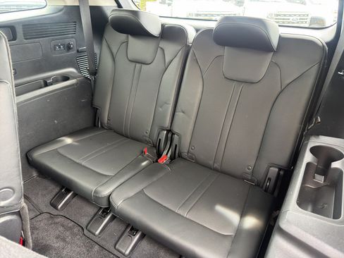 Used 2023 Kia Sorento SX AWD/4WD image 29