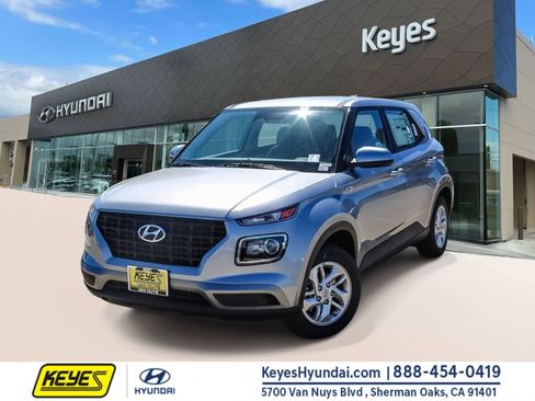 New 2026 Hyundai Venue SE image 1