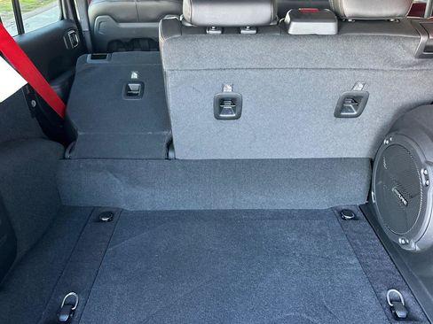 Used 2023 Jeep Wrangler Unlimited Rubicon 4xe image 12