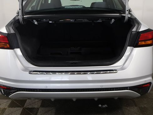 Used 2022 Nissan Altima 2.5 SV image 18