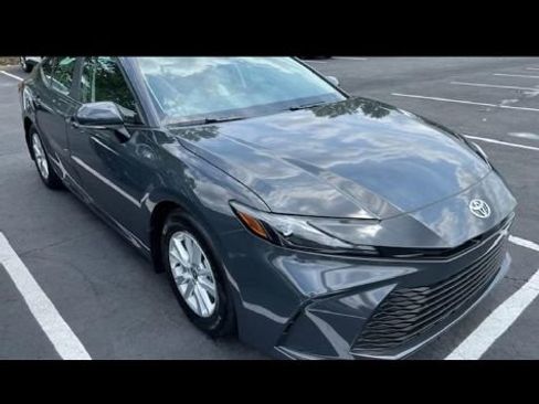 Used 2025 Toyota Camry LE FWD image 3