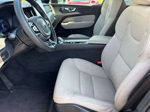 Used 2026 Volvo XC60 B5 Core w/ Climate Package AWD/4WD image 14