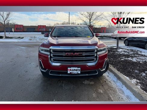 Used 2023 GMC Acadia SLE image 3