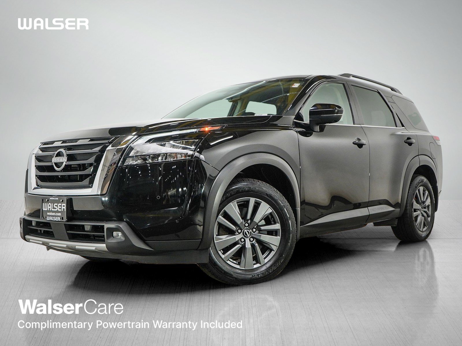 Used 2023 Nissan Pathfinder SV AWD/4WD image 1