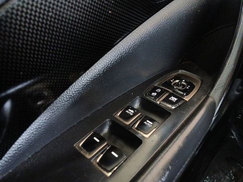 Used 2012 Hyundai Azera image 18