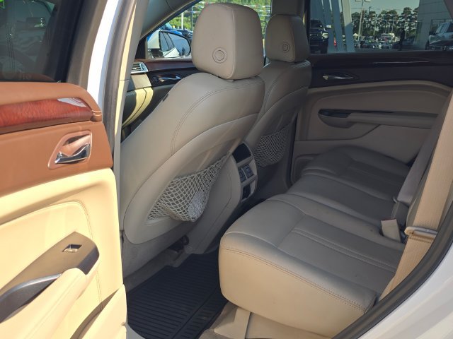 Used 2015 Cadillac SRX Luxury w/ Driver Awareness Package FWD image 10
