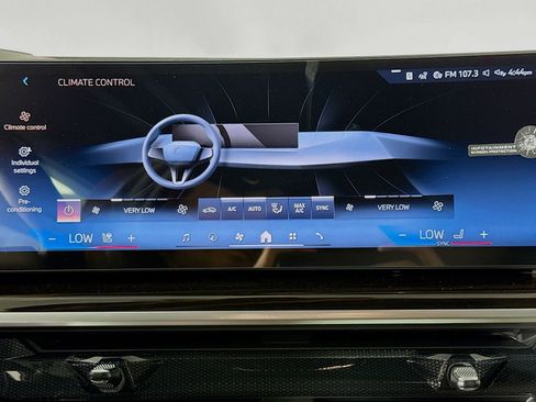 New 2026 BMW X5 xDrive40i w/ Premium Package image 16