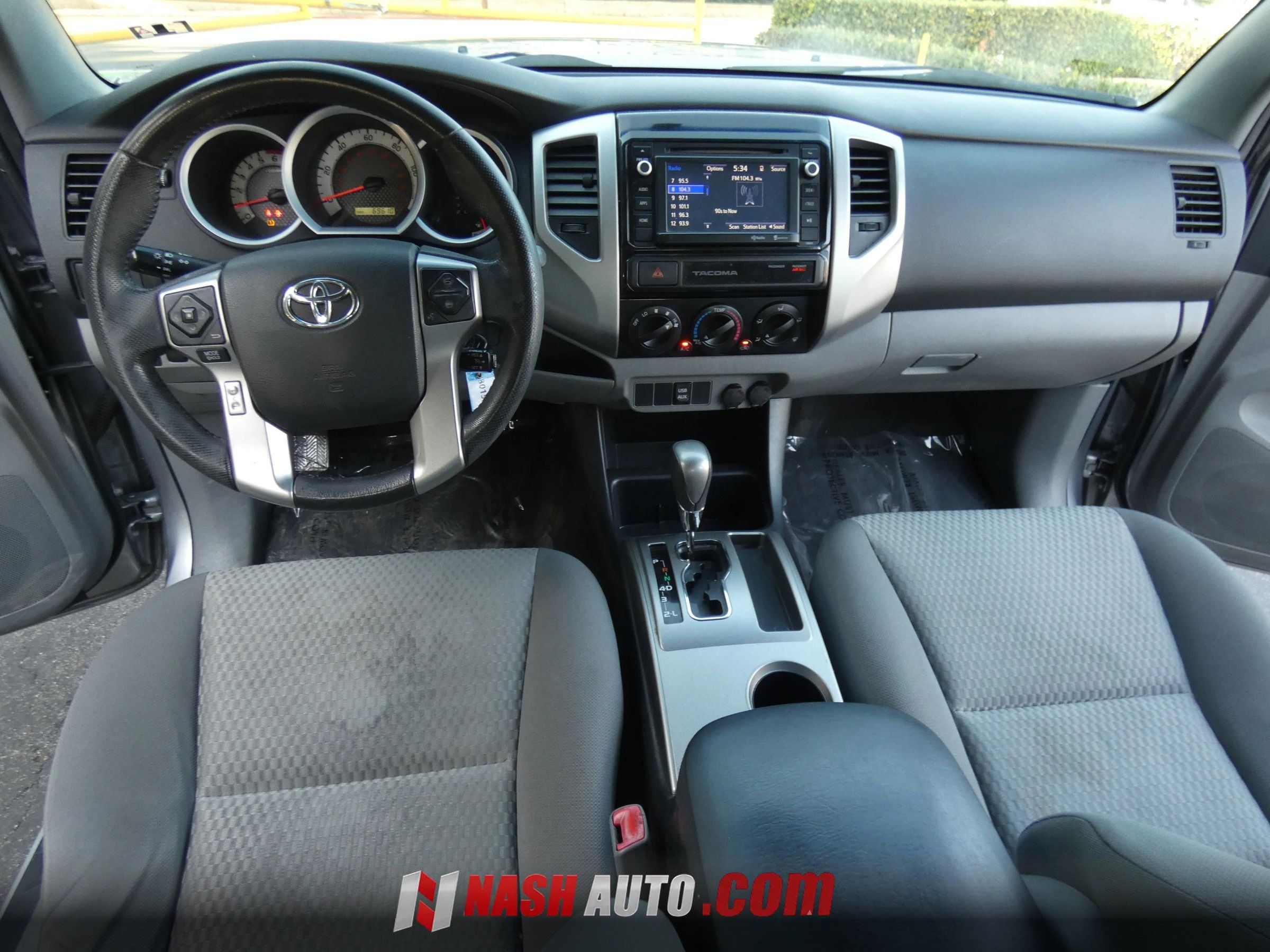 Used 2015 Toyota Tacoma PreRunner w/ SR5 Package RWD image 23