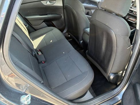 Used 2019 Kia Forte LXS image 14