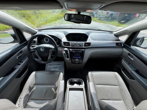 Used 2015 Honda Odyssey EX-L image 16
