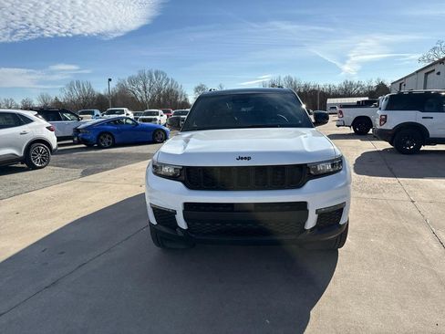 New 2025 Jeep Grand Cherokee L Limited AWD/4WD image 18