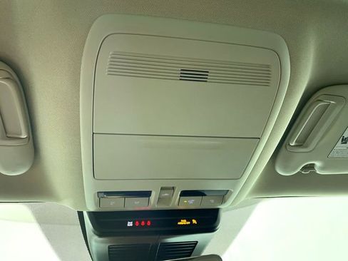 Used 2025 MAZDA CX-50 2.5 Turbo w/ Premium Plus Pkg image 10