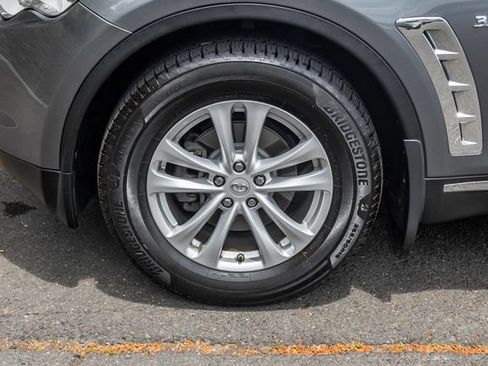 Used 2017 INFINITI QX70 AWD w/ Premium Package image 12