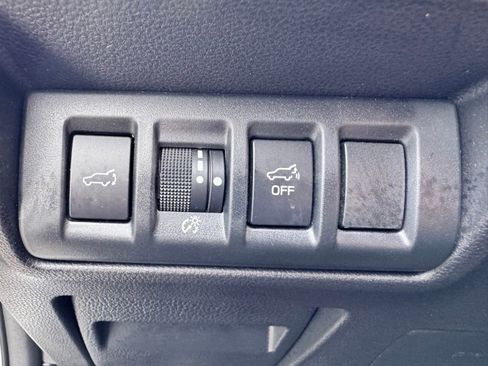 Used 2024 Subaru Outback Premium AWD/4WD image 22