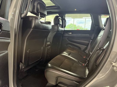 Used 2021 Jeep Grand Cherokee Trailhawk w/ Premium Lighting Group AWD/4WD image 27