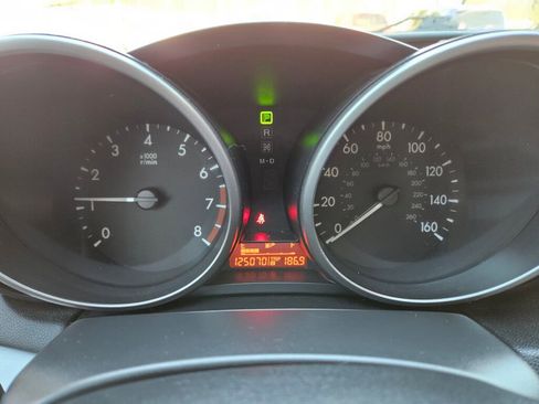 Used 2010 MAZDA MAZDA3 i Touring image 17