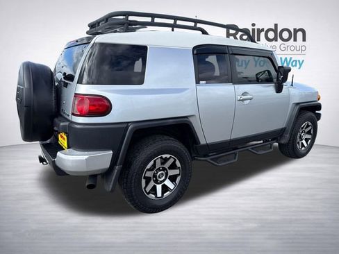Used 2007 Toyota FJ Cruiser 4WD image 7