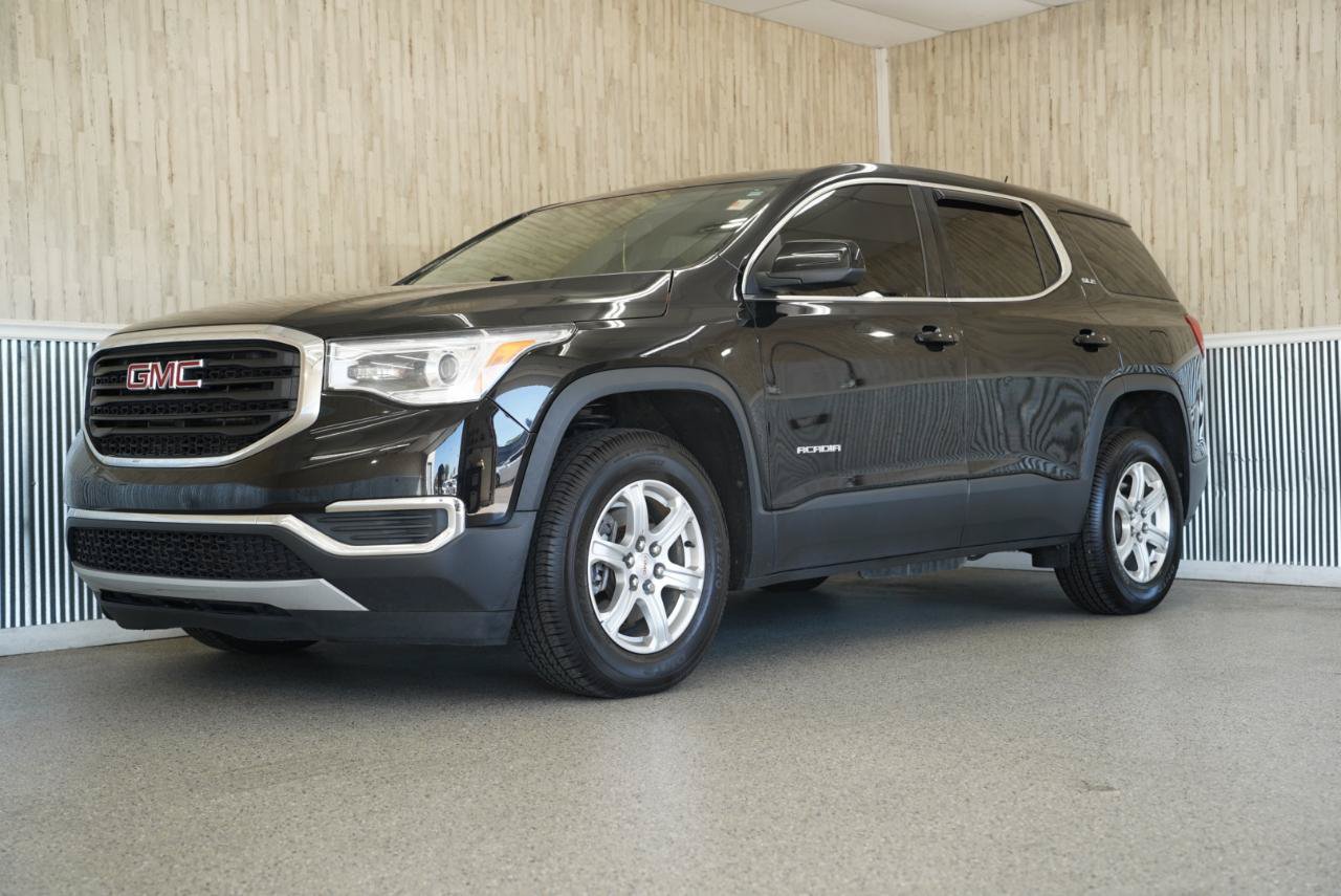 Used 2017 GMC Acadia SLE FWD image 4