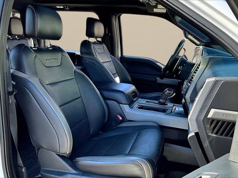 Used 2018 Ford F150 Raptor w/ Equipment Group 802A Luxury AWD/4WD image 24