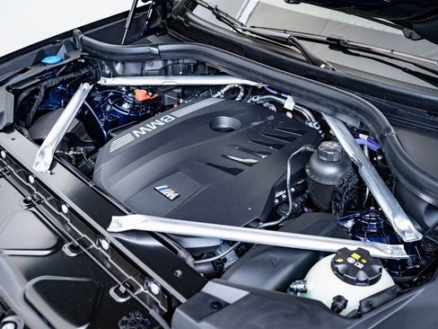 New 2026 BMW X6 xDrive40i w/ Climate Comfort Package image 36