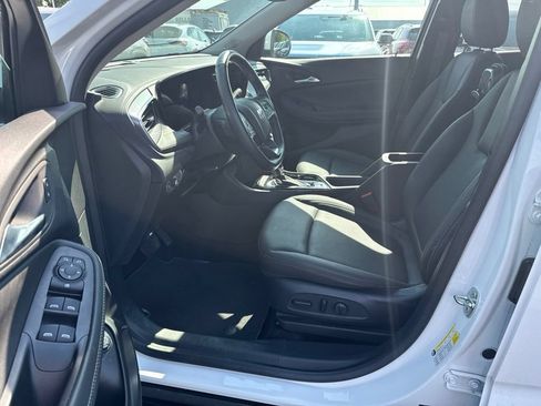 Used 2024 Buick Encore GX Sport Touring w/ Comfort Package FWD image 9