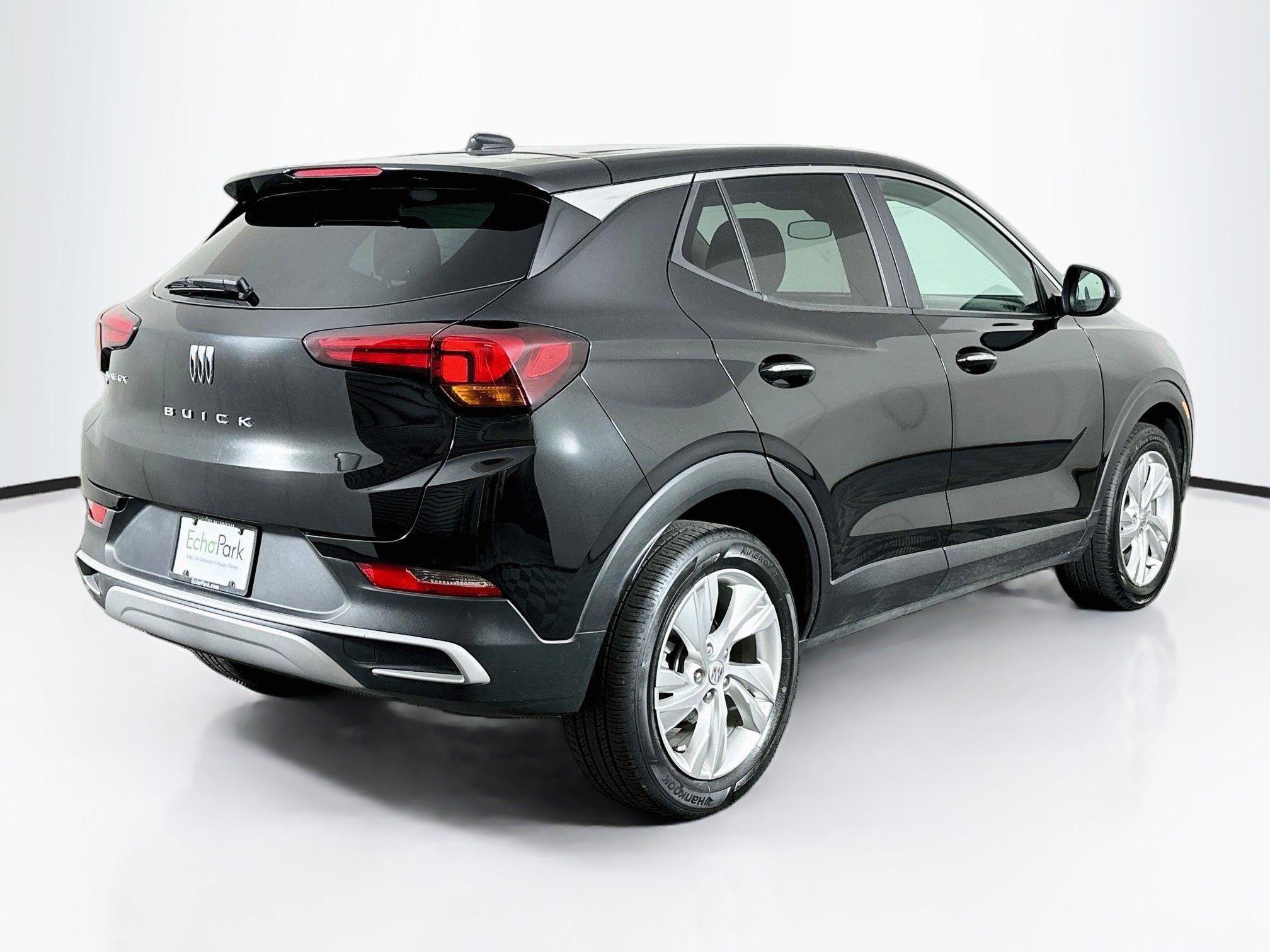 Used 2025 Buick Encore GX Preferred AWD/4WD image 9