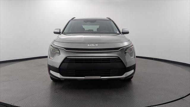 Used 2024 Kia Niro LX FWD image 12
