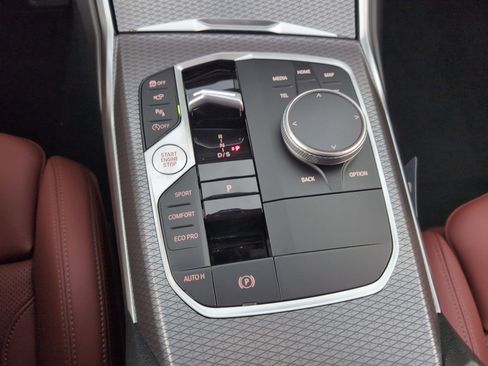 Used 2026 BMW 330i Sedan w/ M Sport Package image 15