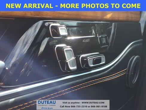 Used 2024 Jeep Grand Wagoneer Series III w/ Rear Seat Video Group 1 image 19