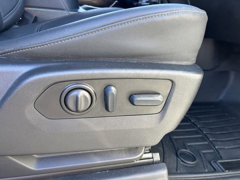 Used 2023 GMC Sierra 3500 SLT w/ SLT Premium Package image 54