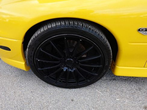 Used 2004 Pontiac GTO image 11