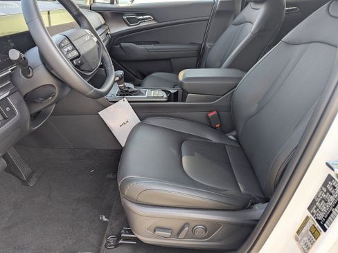 New 2026 Kia Sportage SX image 7
