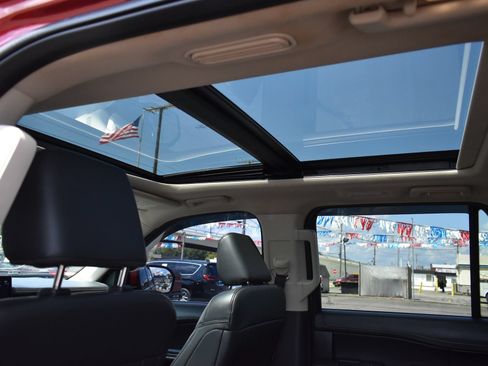 Used 2022 Ford Expedition XLT AWD/4WD image 19