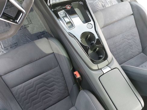 Certified 2023 Audi e-tron GT Premium Plus AWD/4WD image 28