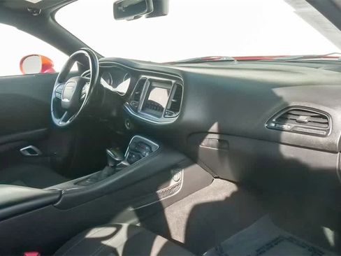 Used 2021 Dodge Challenger SXT image 11