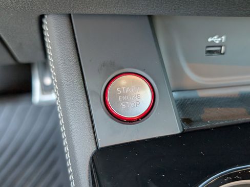 Used 2022 Audi S4 Premium Plus w/ Premium Plus Package image 26