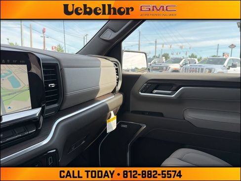 New 2026 GMC Sierra 1500 SLT w/ SLT Premium Plus Package AWD/4WD image 33