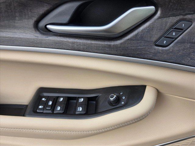 Used 2023 Jeep Grand Cherokee L Limited w/ Luxury Tech Group II AWD/4WD image 27