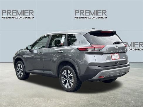 Certified 2023 Nissan Rogue SV FWD image 22
