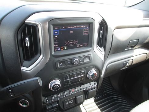 Used 2024 GMC Sierra 2500 Pro image 23