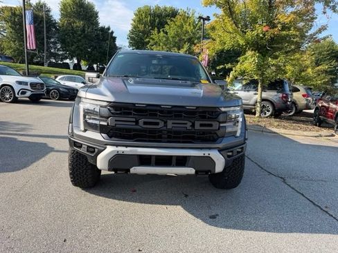 Used 2025 Ford F150 Raptor AWD/4WD image 8