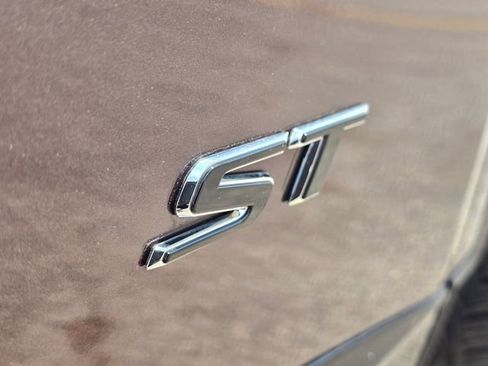 Used 2025 Buick Envision Sport Touring AWD/4WD image 10