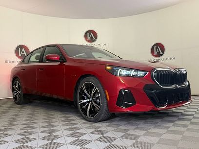 New 2026 BMW 530i xDrive w/ M Sport Package