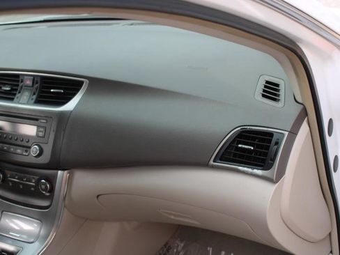 Used 2013 Nissan Sentra S image 18