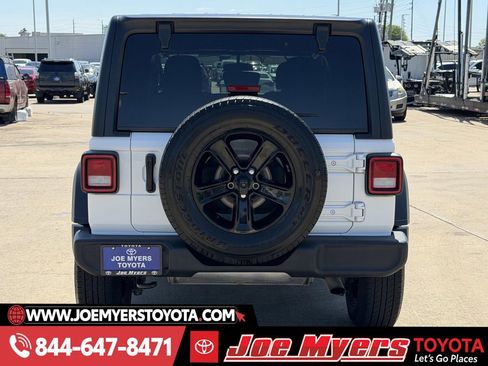 Used 2020 Jeep Wrangler Unlimited Sport image 8