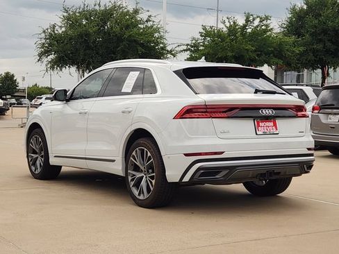 Used 2021 Audi Q8 Premium Plus w/ Premium Plus Package AWD/4WD image 4