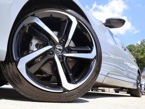 Used 2022 Honda Accord Sport image 23